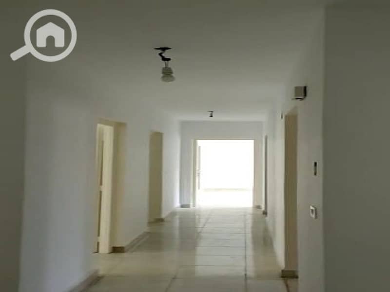 8 WhatsApp Image 2025-11-27 at 16.28. 44_cafdf33b. jpg