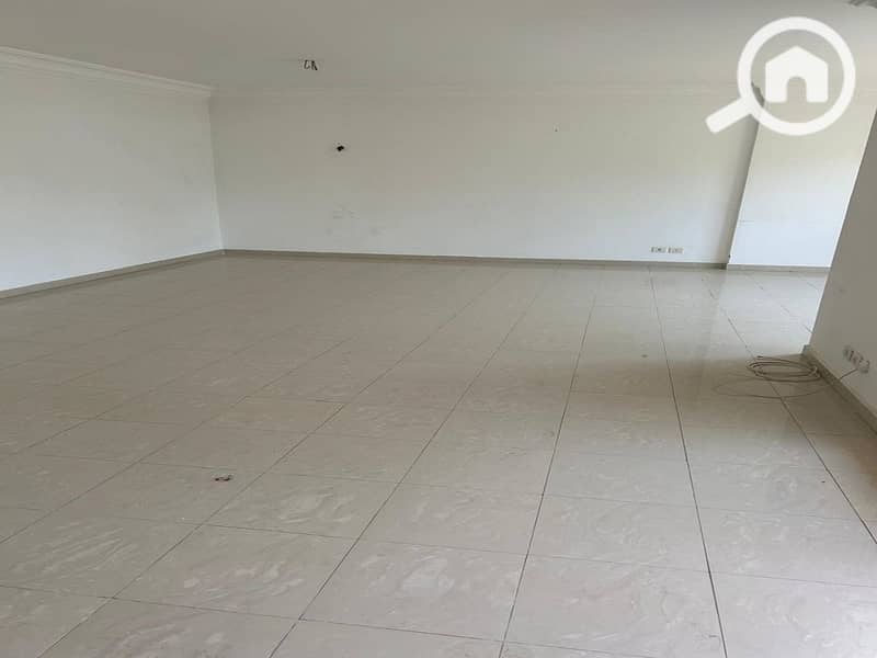 11 ed81ec80-d2f3-42ac-8598-a20289775ff6. jpeg