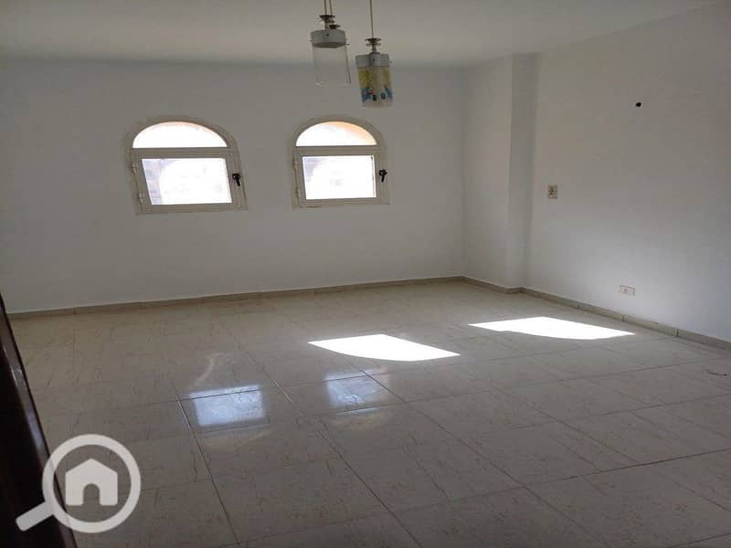 4 WhatsApp Image 2025-03-20 at 12.47. 44_d8a52b90. jpg