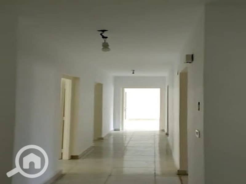 2 WhatsApp Image 2025-11-27 at 16.28. 44_cafdf33b. jpg