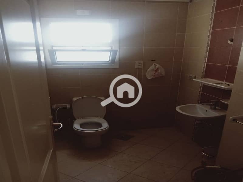 13 4fcd795d-5a91-4b74-b6c6-f15085c1cd9b. jpg