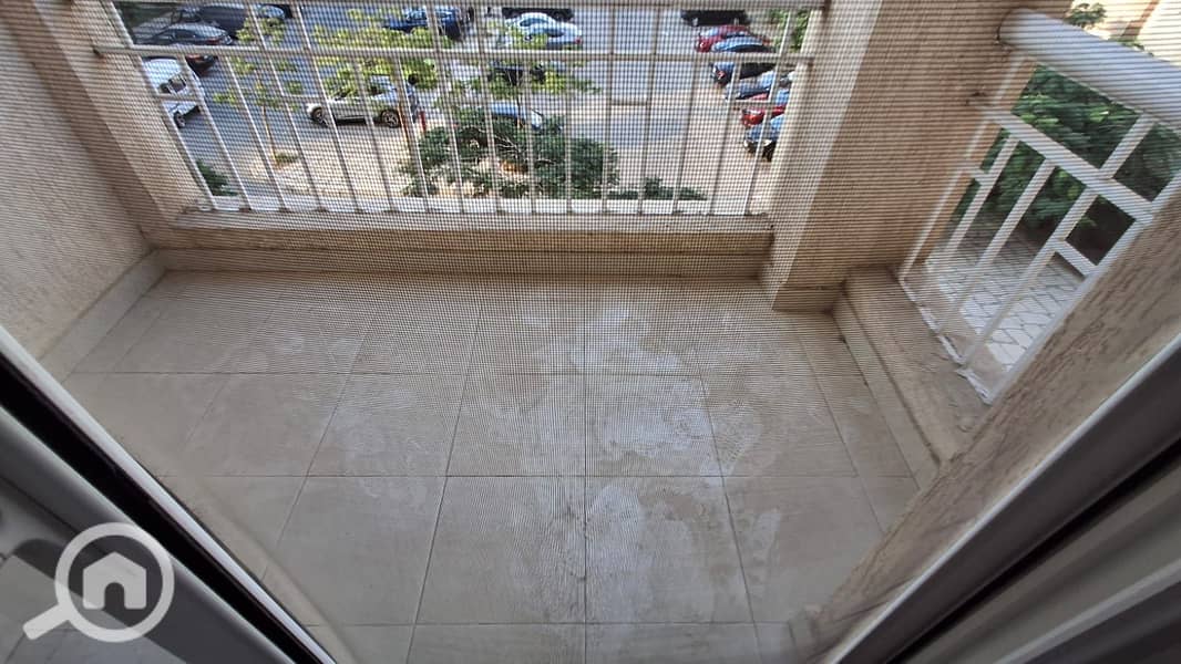 26 1fb8552d-6a3c-45d7-a293-dc89e2b6b820. jpg