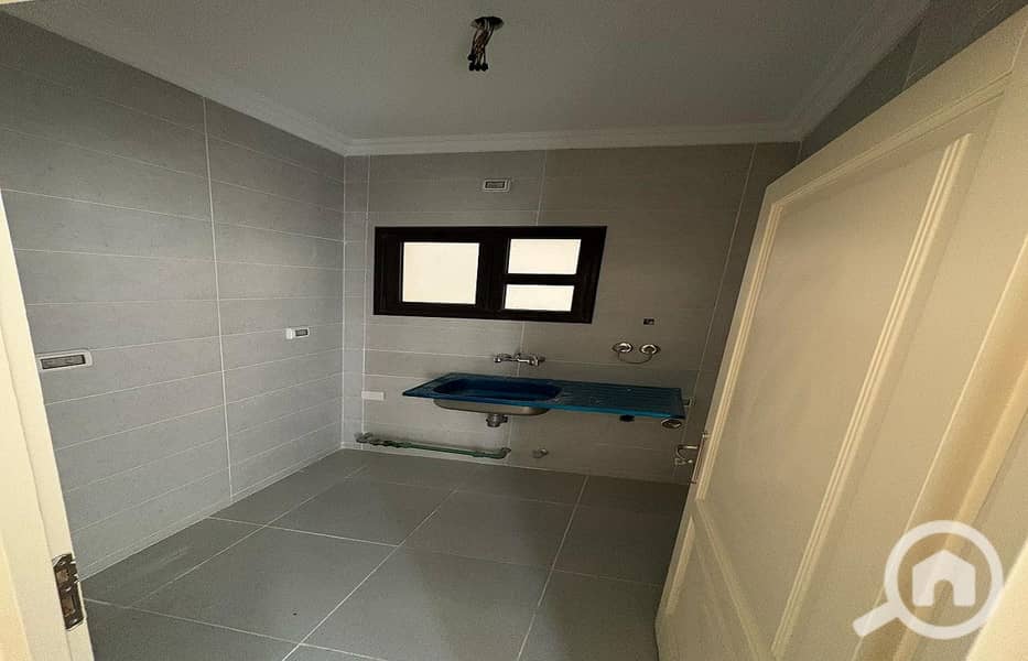 3 0d4df384-edf4-46a5-87d4-ae44fd5e2715. jpeg