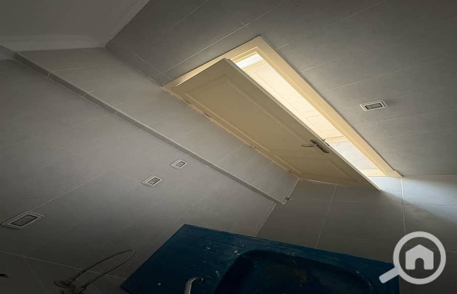 10 93582cdd-316b-498c-8c75-159203d8e418. jpeg