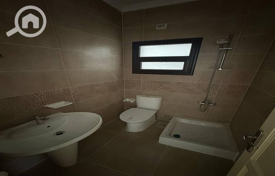 13 cf0b6ac1-bda1-477b-98af-0441194a974b. jpeg