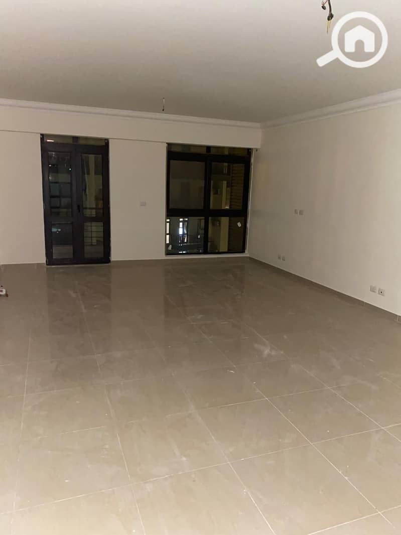 3 8fb4aaa7-90a2-492f-b4b8-acaf7327d8e7. jpg