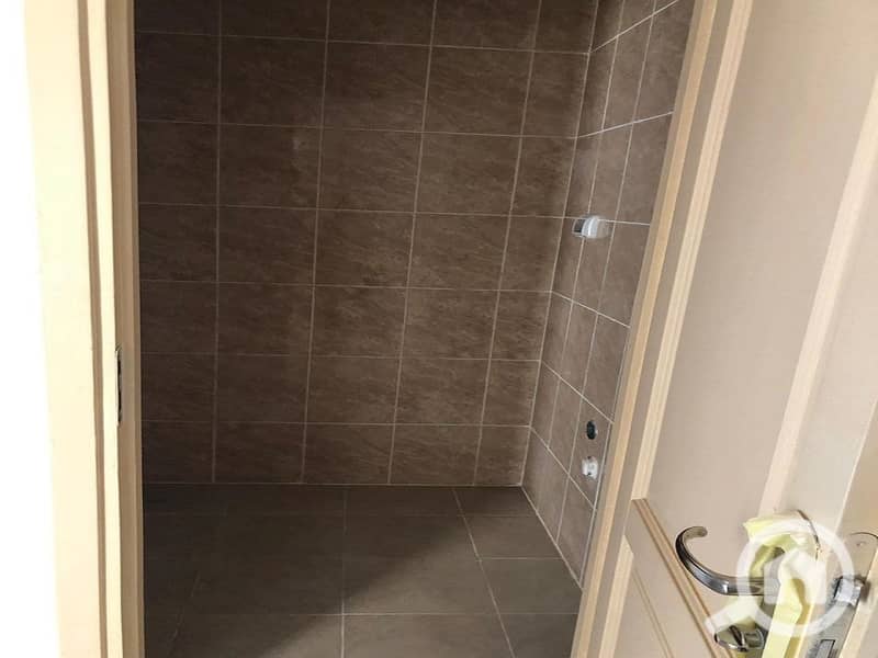 9 b86d0034-22bb-459d-b6a6-760acf12a209. jpg