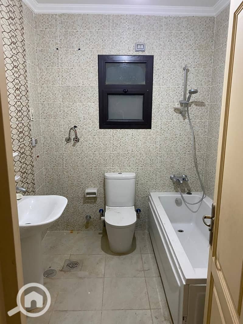 22 92b1d771-1ffe-4f41-ab41-5ee55c36700d. jpg