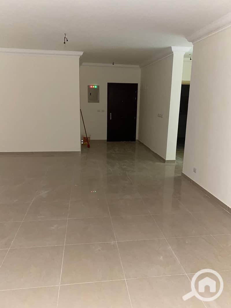 25 643388fc-8112-48cc-a953-5ca53eaae28c. jpg