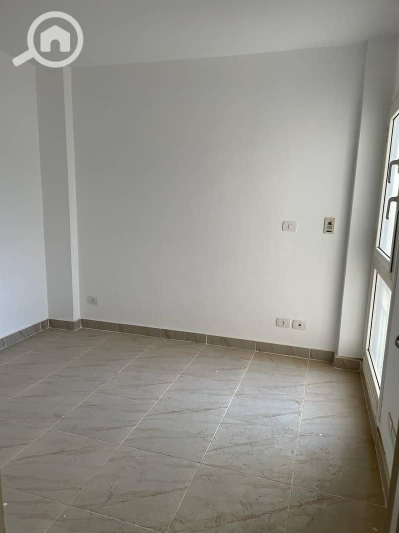 13 75b6df38-334f-4881-b4ee-f95c0bc41947. jpg