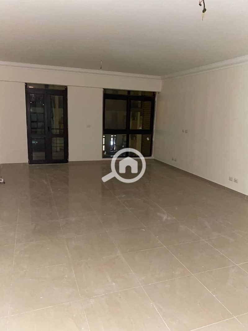 3 8fb4aaa7-90a2-492f-b4b8-acaf7327d8e7. jpg