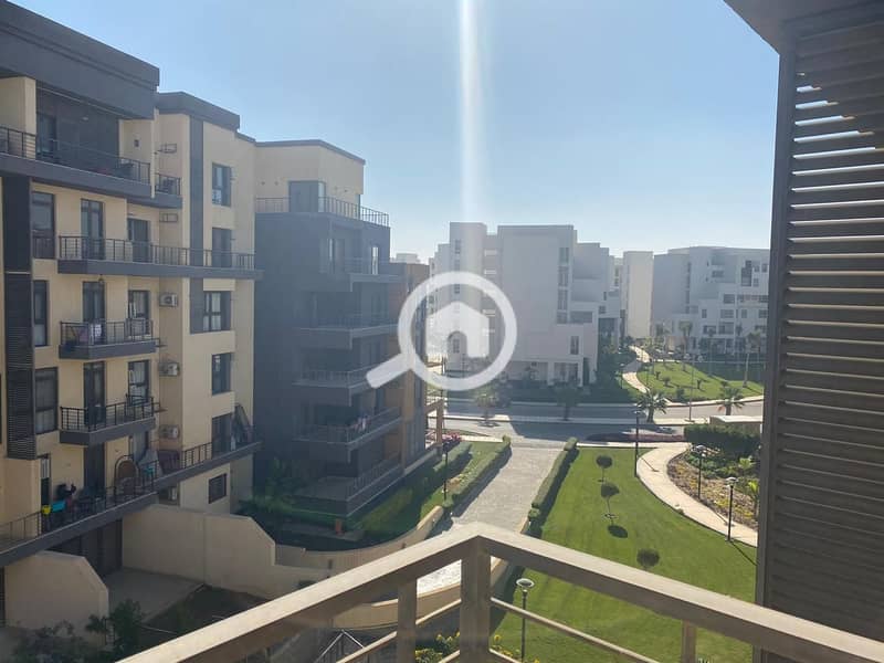 8 14b804d3-5678-4f92-89fe-c57fa290d4fd. jpg