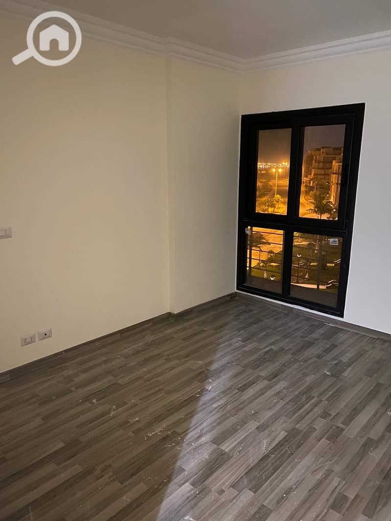 20 f3d3c526-c152-4770-97cf-3ece7a8e418b. jpg