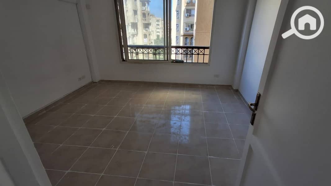 7 9e72fd00-b19d-41fa-b22e-fdd4ee445596. jpg