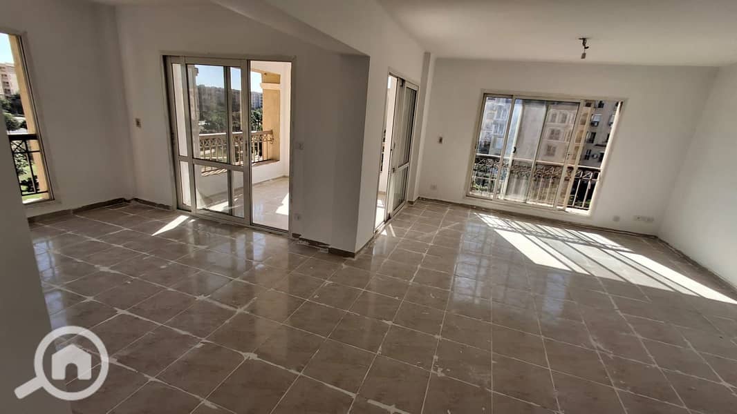 8 159f30da-168e-477e-95c1-ff477cf06413. jpg