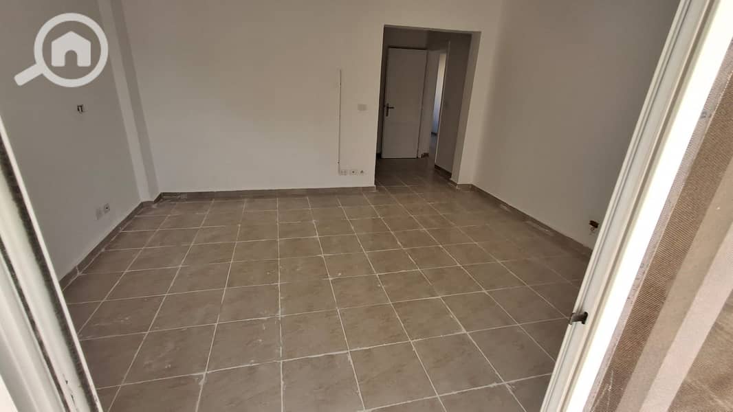 10 17ad6cc1-4a3f-4bae-88fa-3feb0fa9abf4. jpg