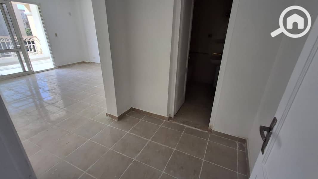 12 568e3d96-4d06-4e1f-b71f-01ca31aecc62. jpg