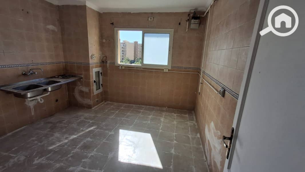 15 2f48c5dc-cad2-4a66-b888-95373aa7df09. jpg