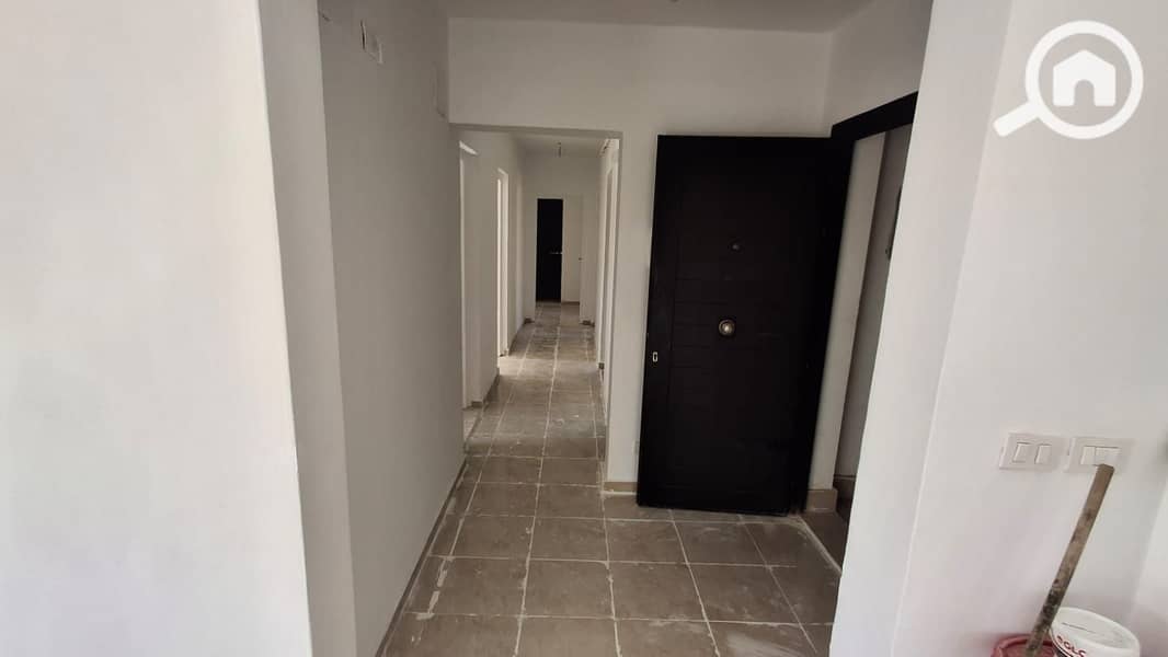 21 d68cca45-b338-45f2-92a2-a2e74cdad959. jpg