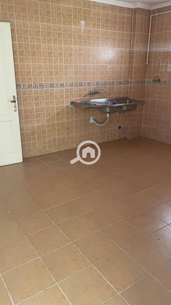 18 6d7761ec-de40-4815-b43c-16e66f913739. jpg