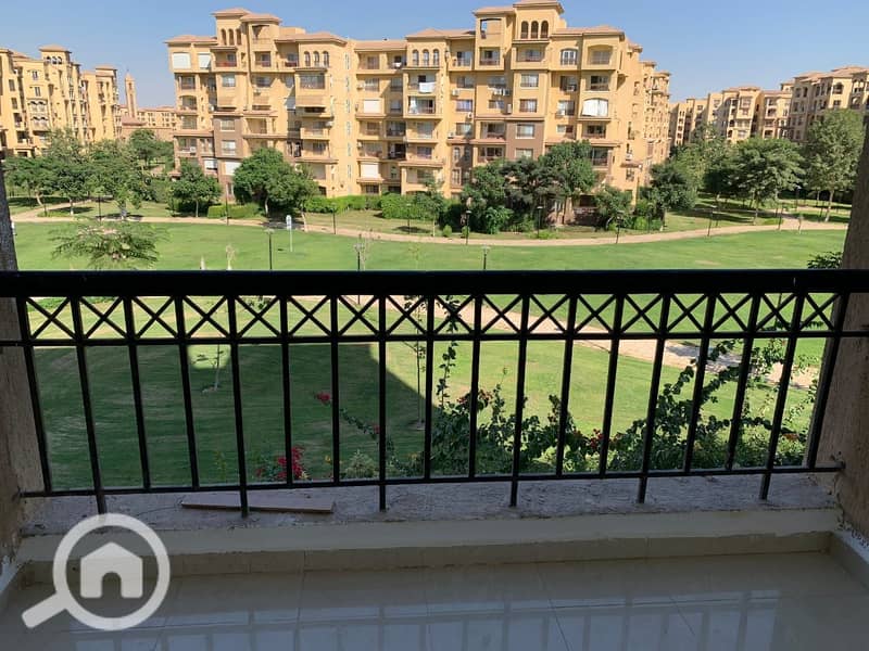 30 b48b09d8-337a-4ecd-ae75-230e0487a70b. jpeg