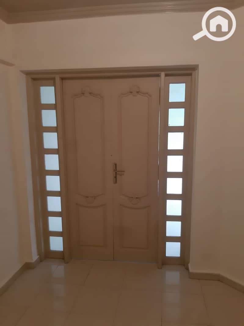 36 6d719b26-0cce-4357-9551-e2daf48f2345. jpg