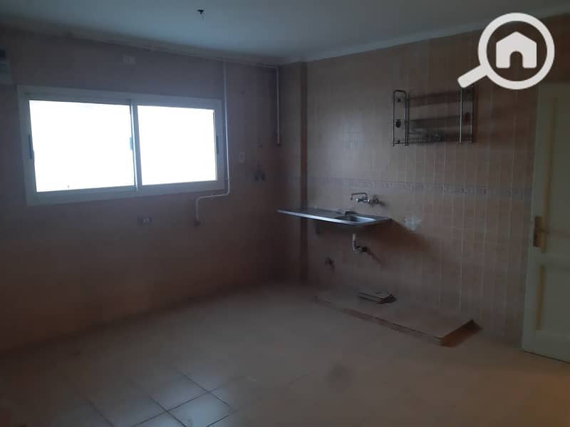 45 e64adda9-a880-4119-8f01-5f11a0373c8e. jpg