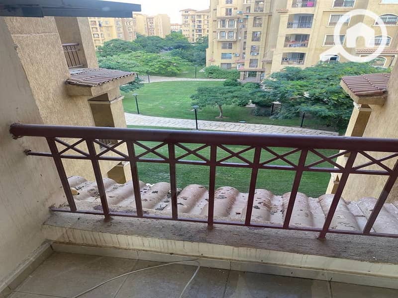 8 ca9f23c6-d9e1-42a8-88a9-3a7db66cf388. jpg