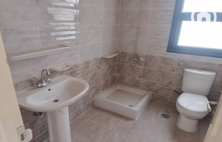 14 b2292637-ba25-4723-ac68-0943a07aaba9. jpg