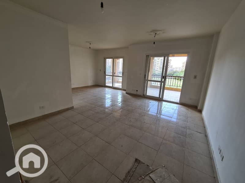 4 3ba4b953-3c70-44e4-a814-adc16c8bd020. jpg