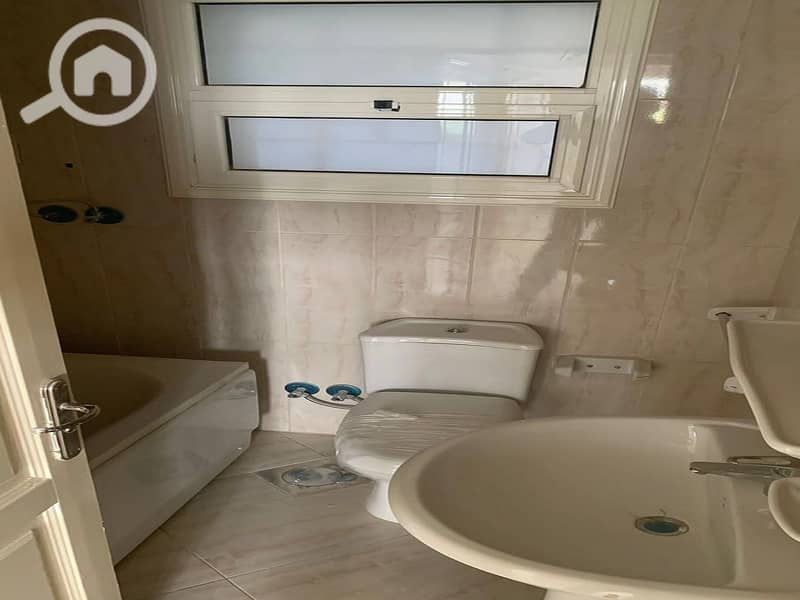 4 WhatsApp Image 2022-10-26 at 2.18. 15 PM. jpeg