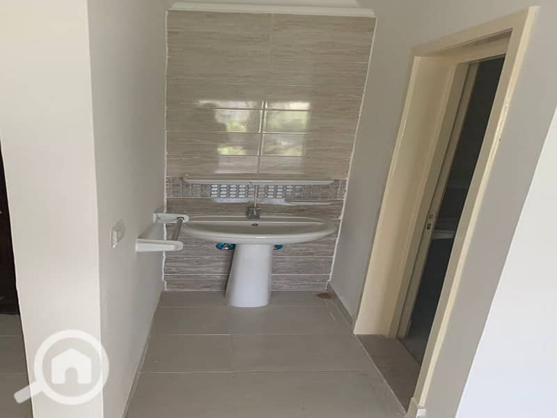 8 WhatsApp Image 2022-10-26 at 2.18. 16 PM (2). jpeg