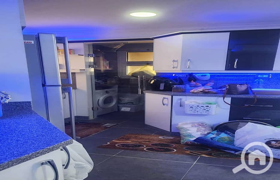 10 bbb0e864-e5ca-4068-b6c2-42ebbdf9c69e. jpg