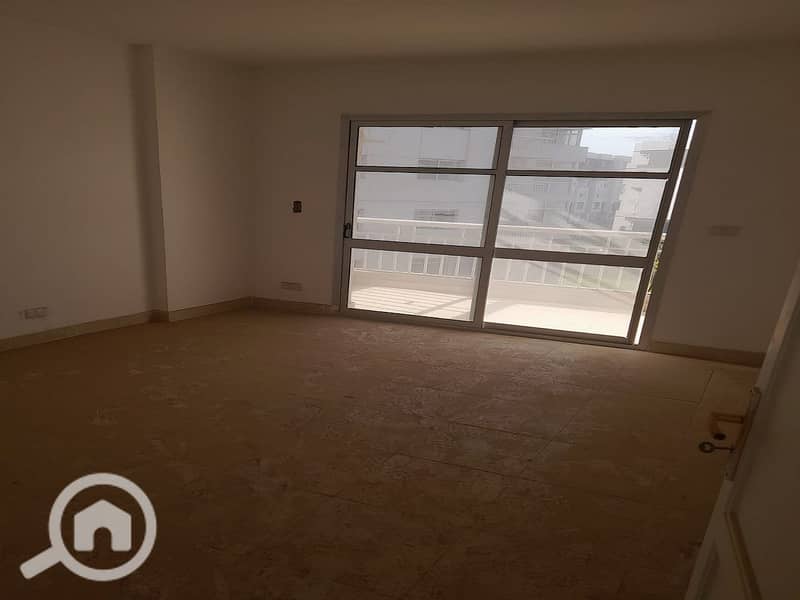 3 70e1d929-8c84-4bfd-a3c7-a11dd626f7e3. jpg