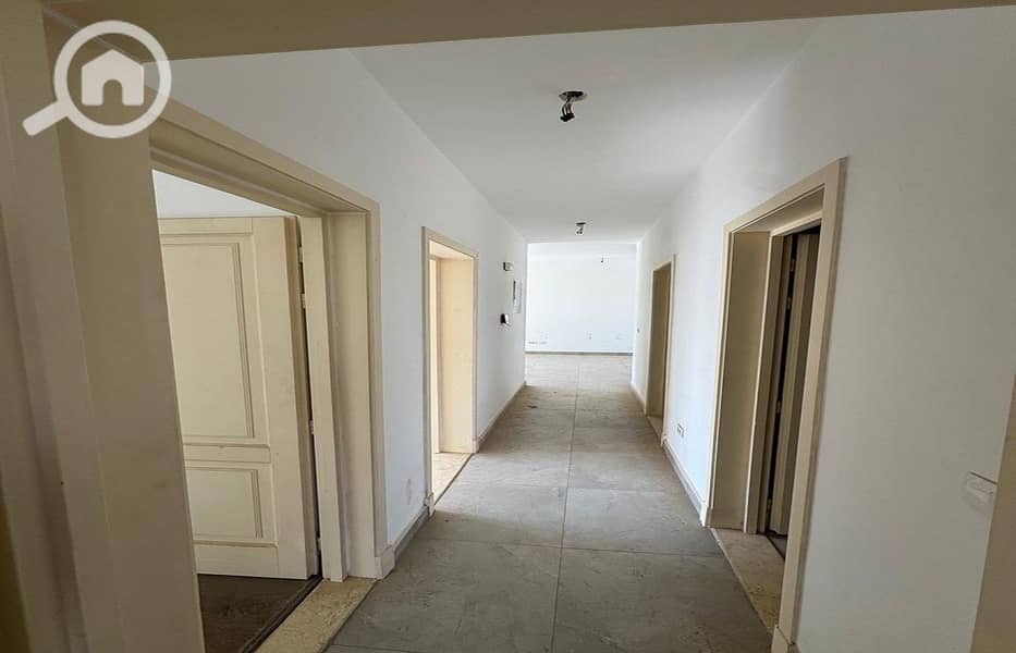 3 8fdcd92d-22a7-46cb-b095-6eb9e8f58ecf. jpg