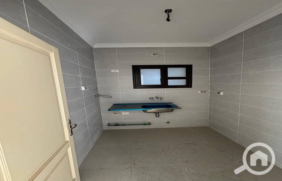 7 33f40037-c51b-460b-b0be-4e1321f7f457. jpg