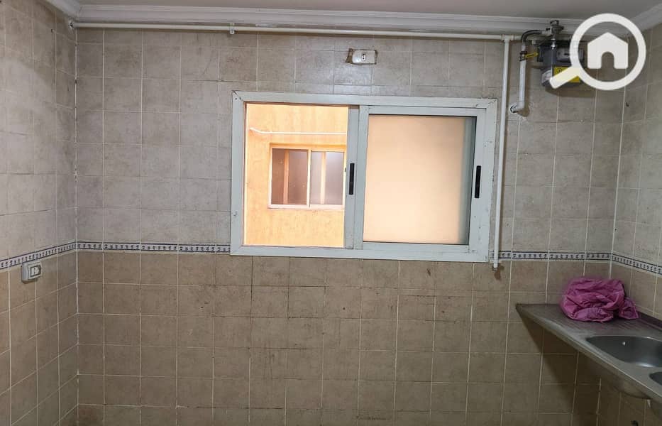 5 454e353e-e8c2-4c76-8d26-0e9ad03164af. jpg