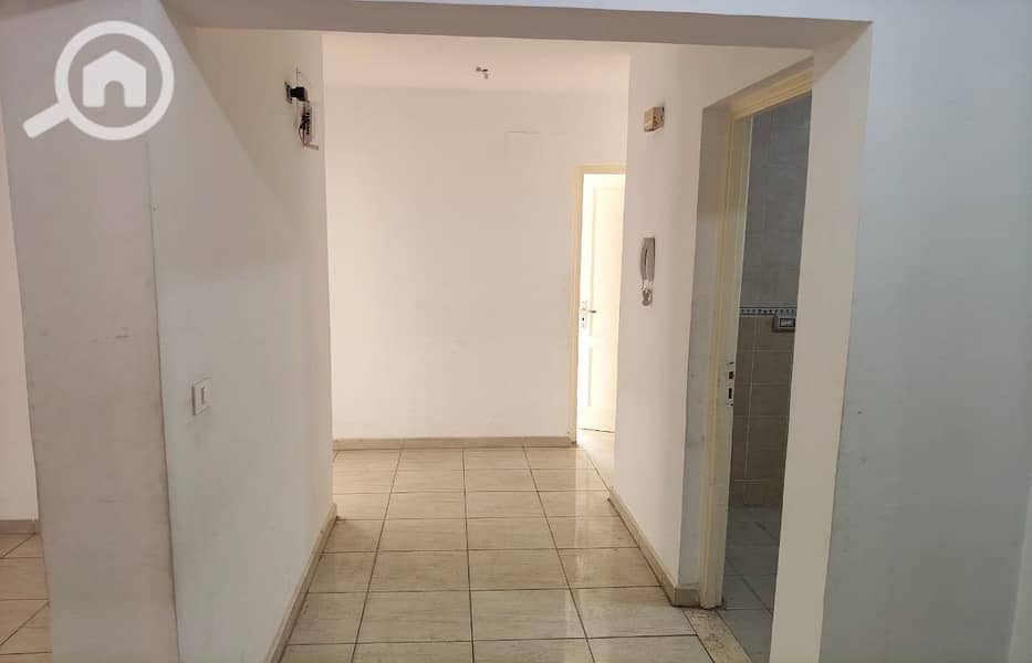 6 a42f8f54-bc61-43e8-a0d0-9c07707847df. jpg