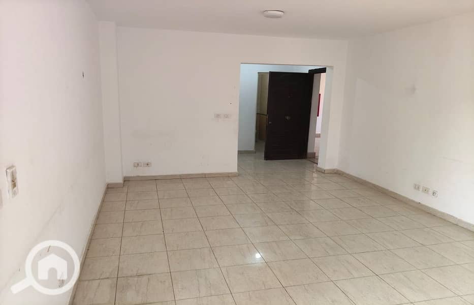 7 b8828c77-230d-45ae-8fb2-39b7038e17d5. jpg