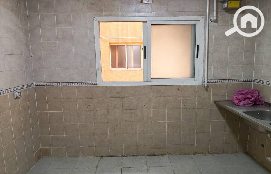 11 9c34f90b-8506-4f1a-bb3a-26b41f52cbbf. jpg