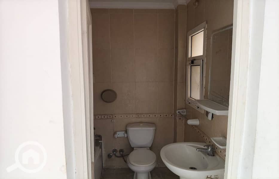 13 230784d8-6039-4558-8b6c-d741eb5e4c8d. jpg