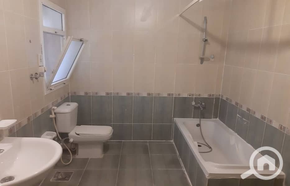 14 98febc8a-818c-4c12-8f60-79a4a3192595. jpg