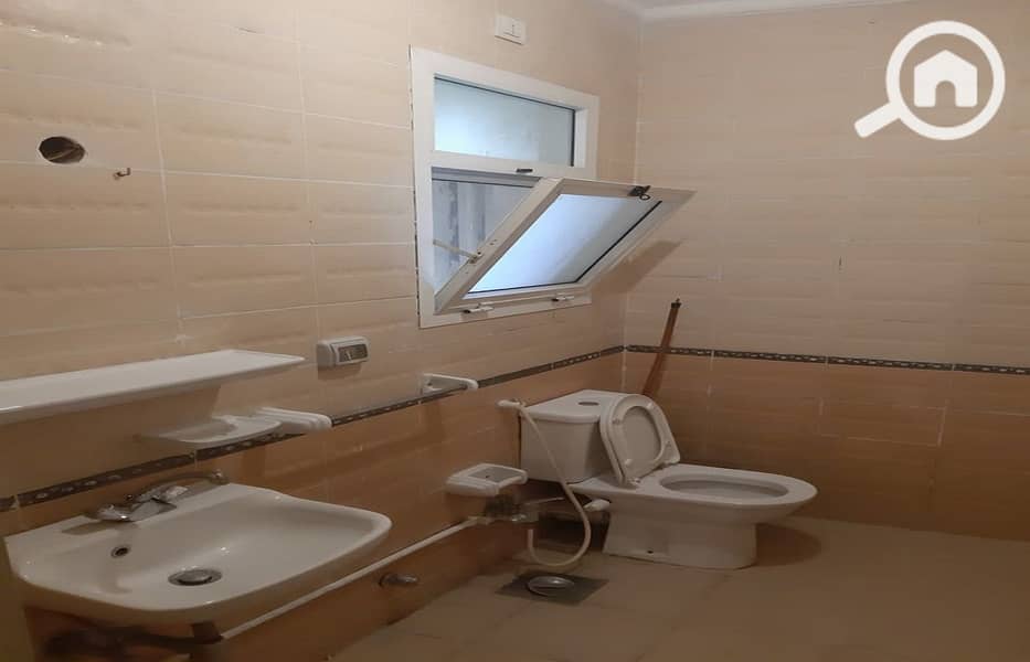 15 b25e8aa2-7a4f-4227-89a1-6491c7efa0b2. jpg