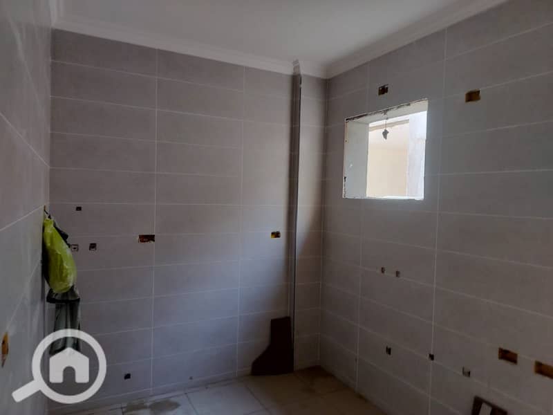 8 638c1062-b443-4f83-a90d-b7bb60cdbe81. jpg