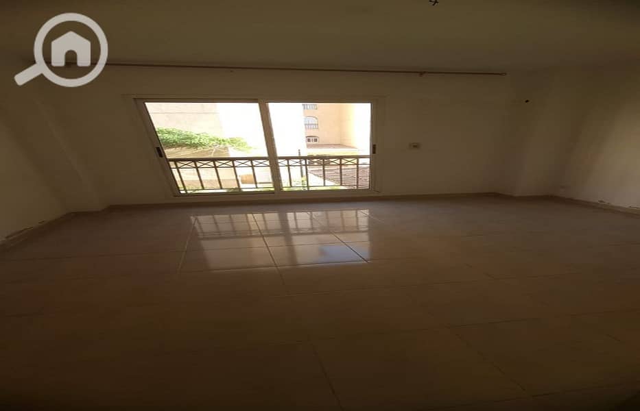 11 b0c39486-d8dd-48bf-aa37-90c27bfae206. jpg