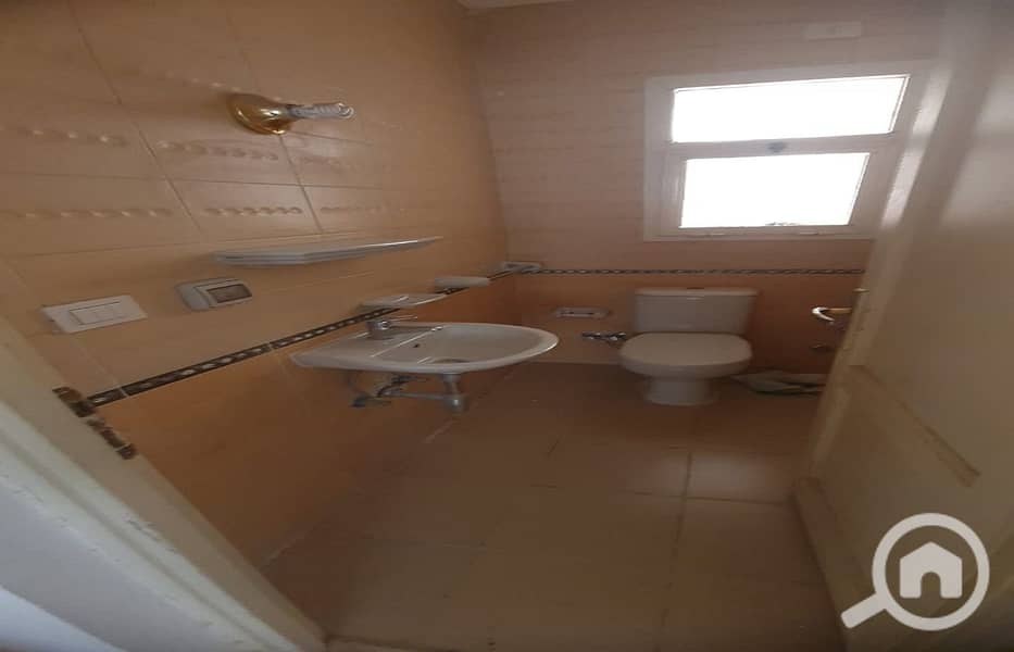 13 f9ca5343-d681-4365-80aa-aa7fe9654985. jpg