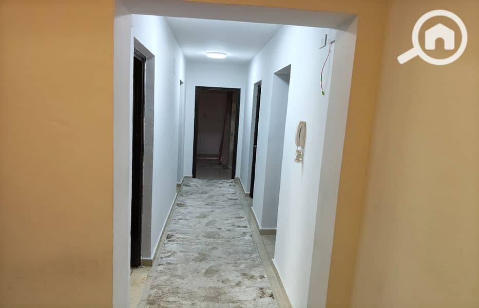 16 00081de9-633a-4c2e-be74-52e0aecdf1a5. jpg