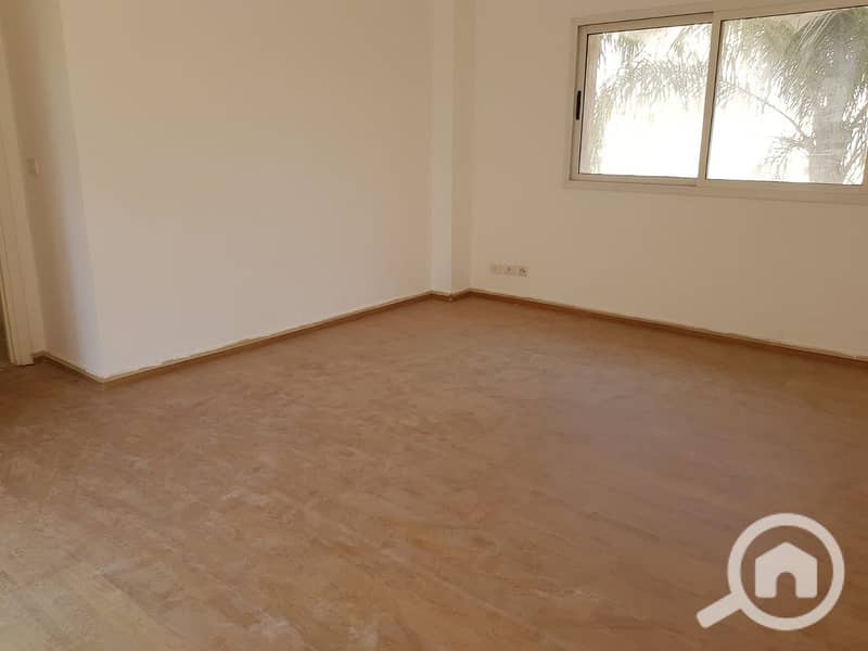 4 0d60f63a-58ea-4bc1-87af-4886014fc1bc. jpg