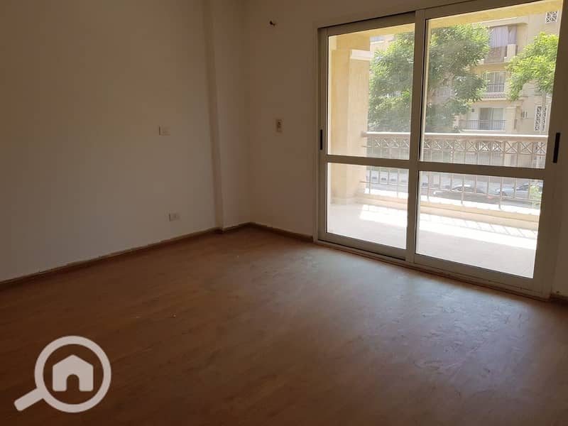 11 aaba9f28-6209-407e-8104-ffad83b7e5d5. jpg