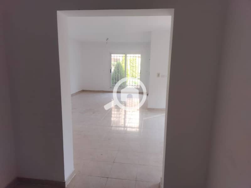 6 50f31186-666d-43c4-8b6c-256187abad74. jpg